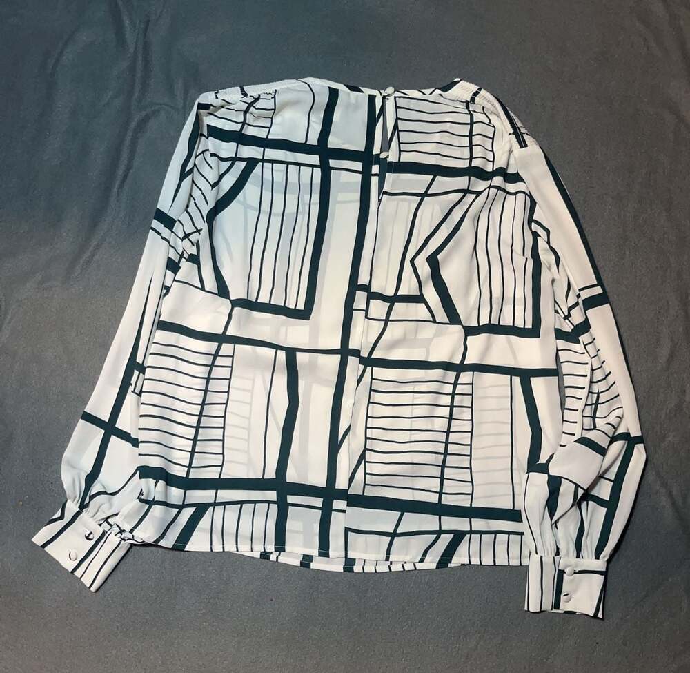 Club Monaco Geometric Print Long Sleeve Blouse Size S/P - Picture 6 of 9